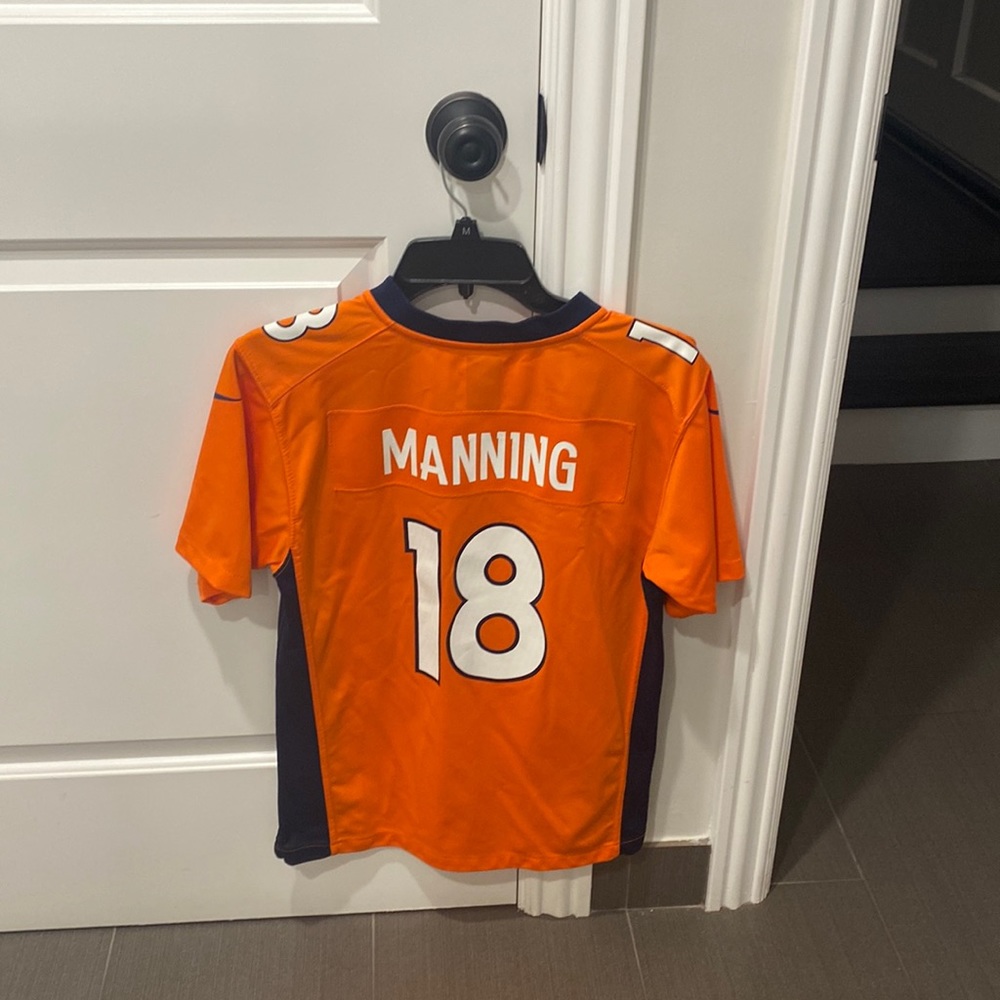 NFL Denver Broncos  Manning boys jersey szL clean #18